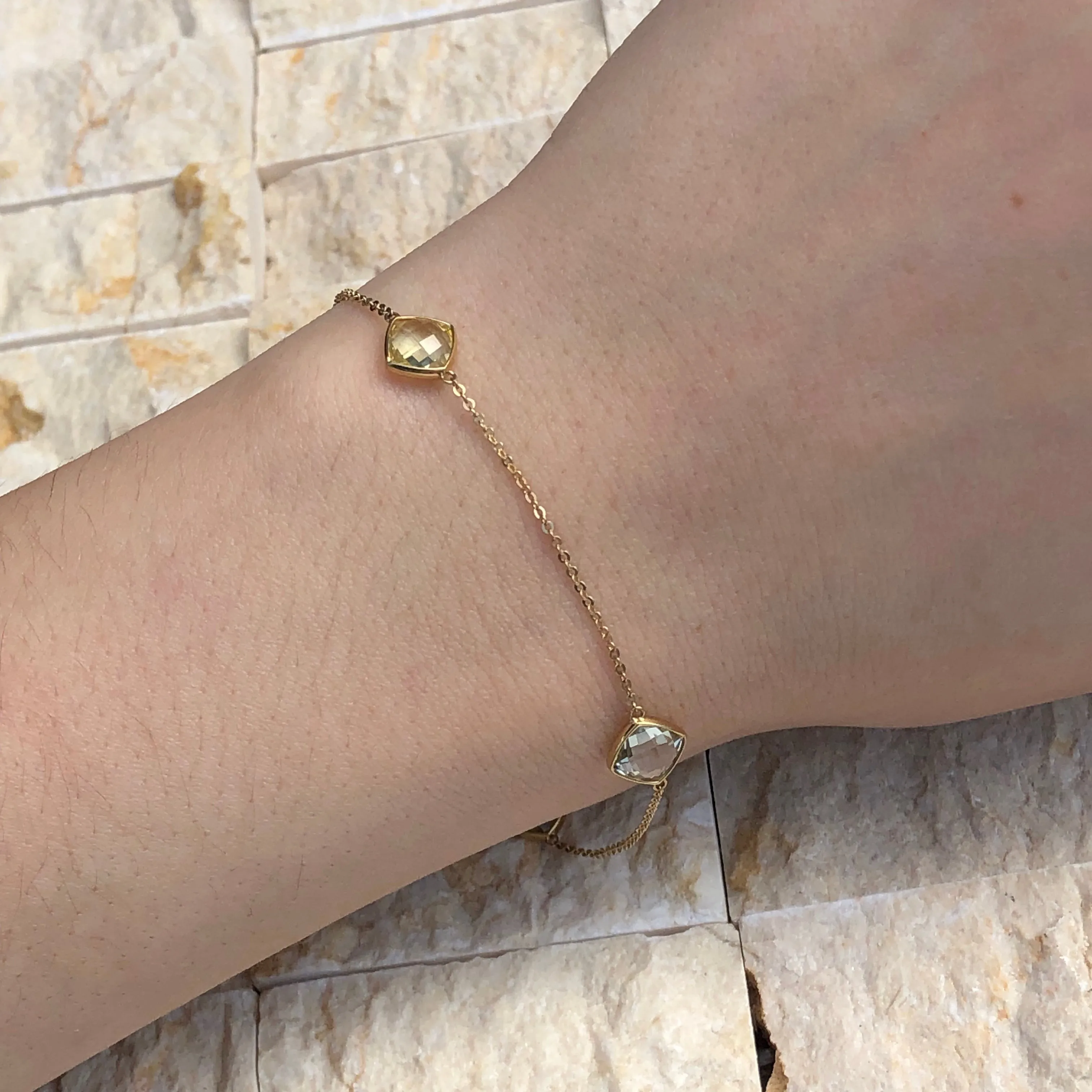 14KT Yellow Gold Lemon Quartz   Green Amethyst Bezel Set Chain Bracelet