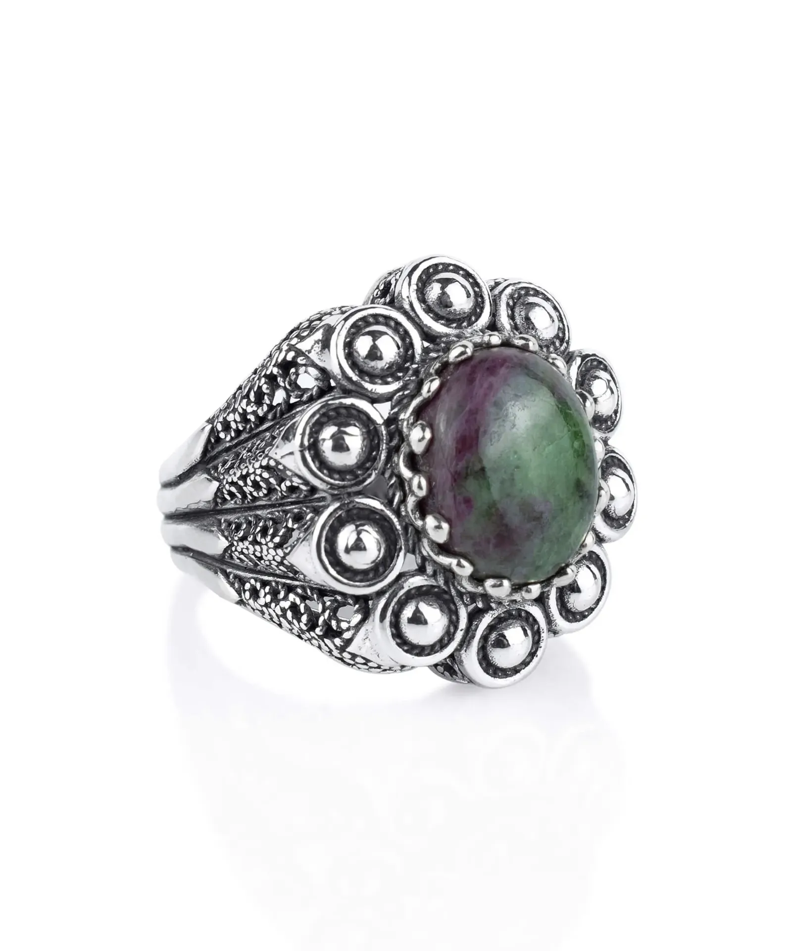 Exquisite Ruby Zoisite Filigree Ring - A Masterpiece of Craftsmanship, Fine Craftsmanship, Elegant Women's Ring