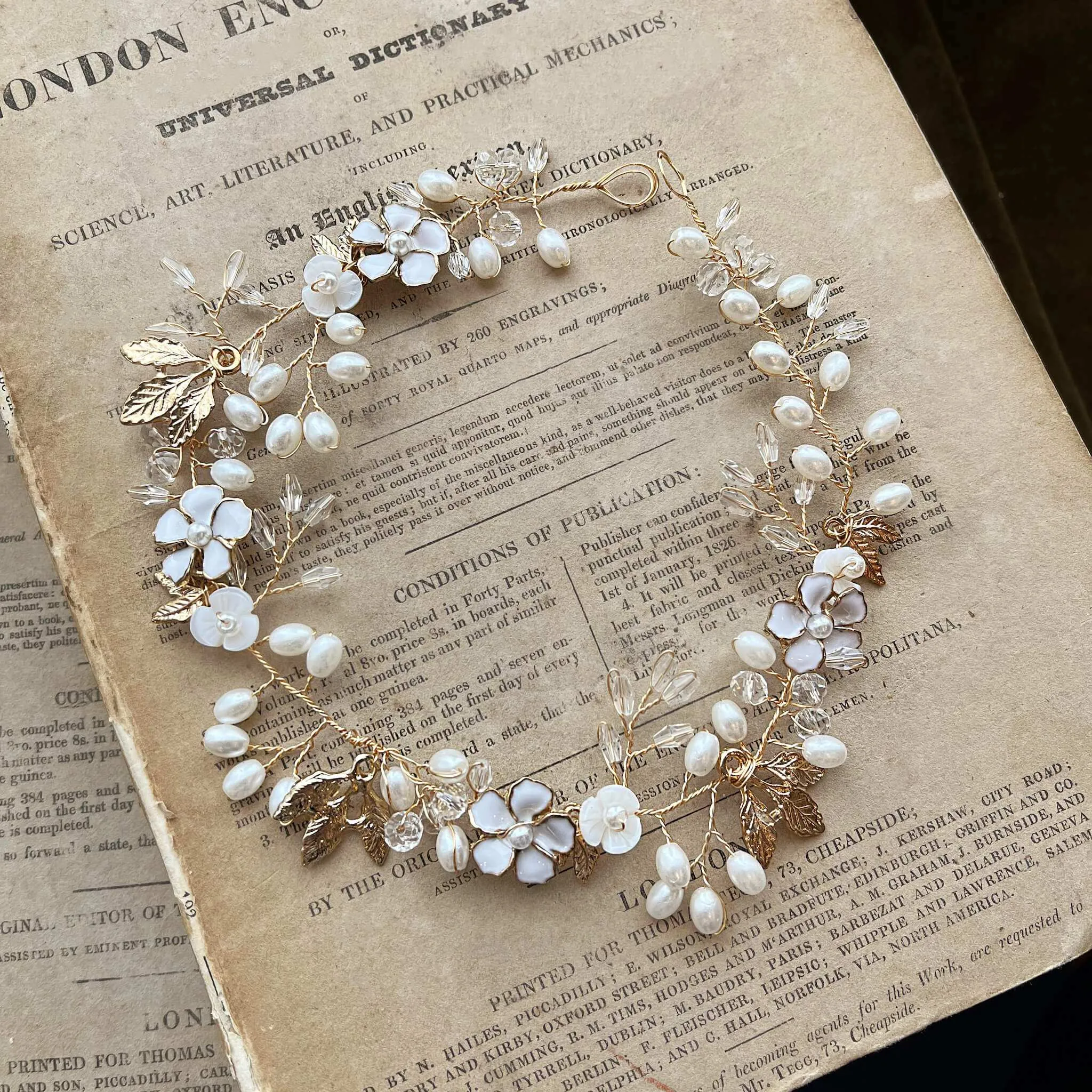 Freja, Floral Pearl Golden Leaf Hair Vine