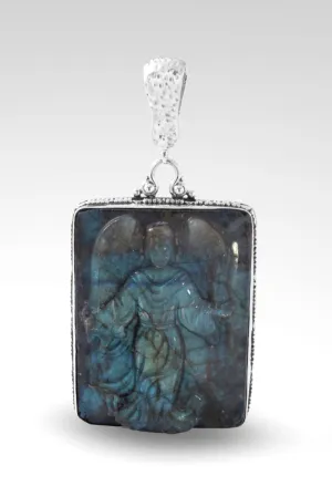 Gabriel Pendant™ in Labradorite