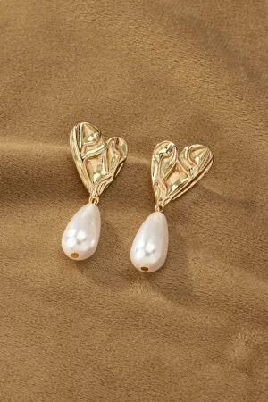 Hammered Heart Stud with Teardrop Faux Pearl Earrings
