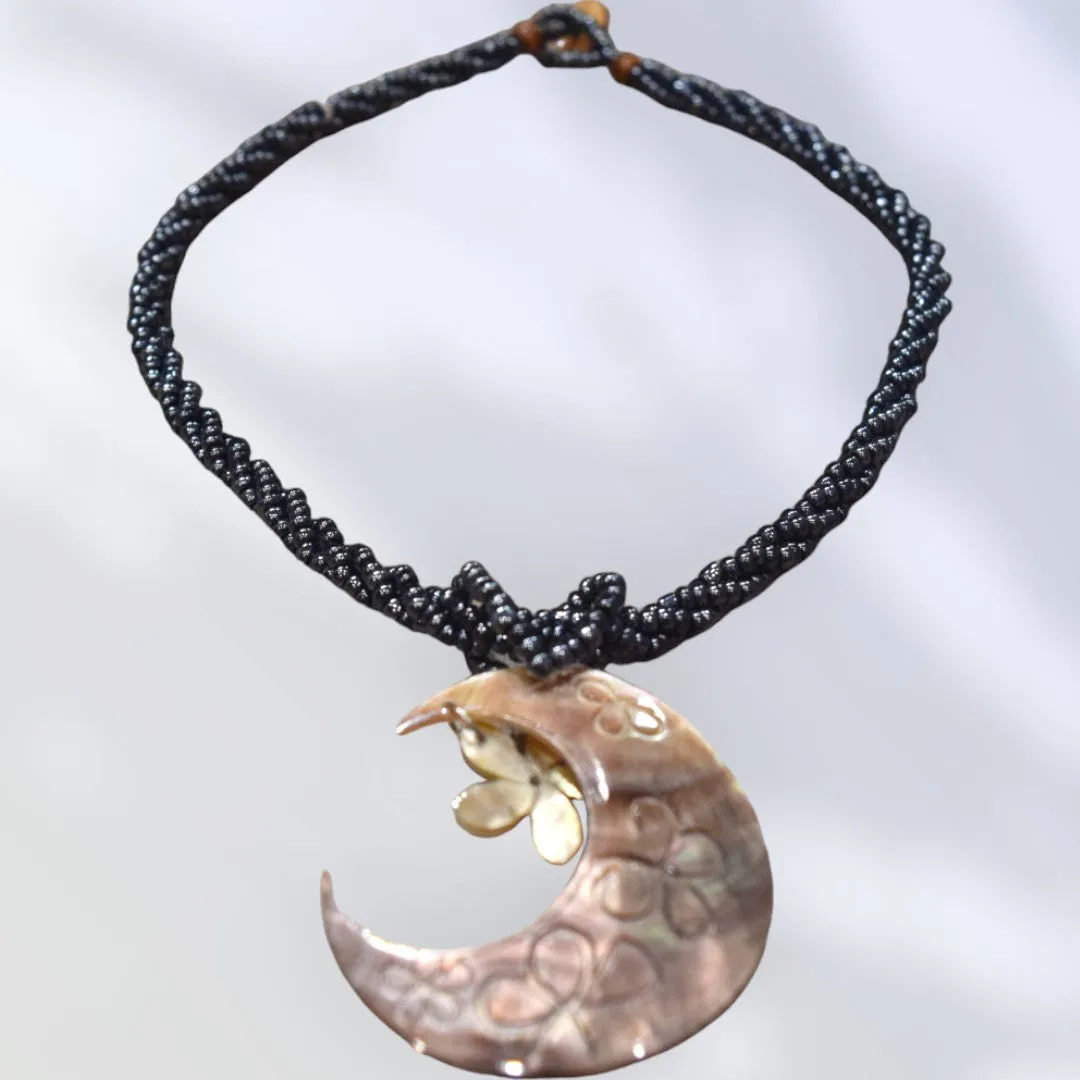 Hawaiian Style Beaded Shell Necklace –  Crescent Moon Motif