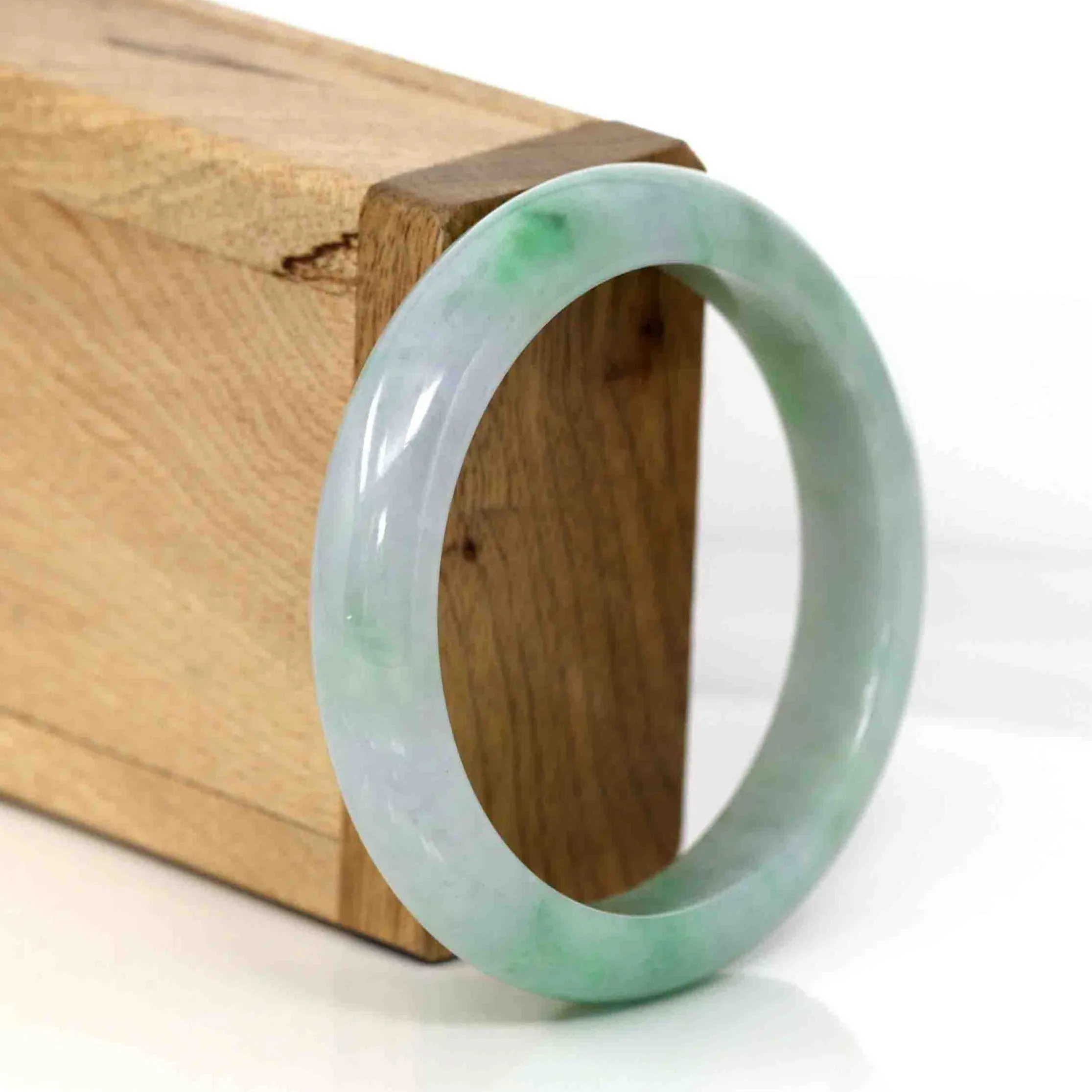 High-quality Lavender-Green Natural Burmese Jadeite Jade Bangle ( 54.82 mm )#332