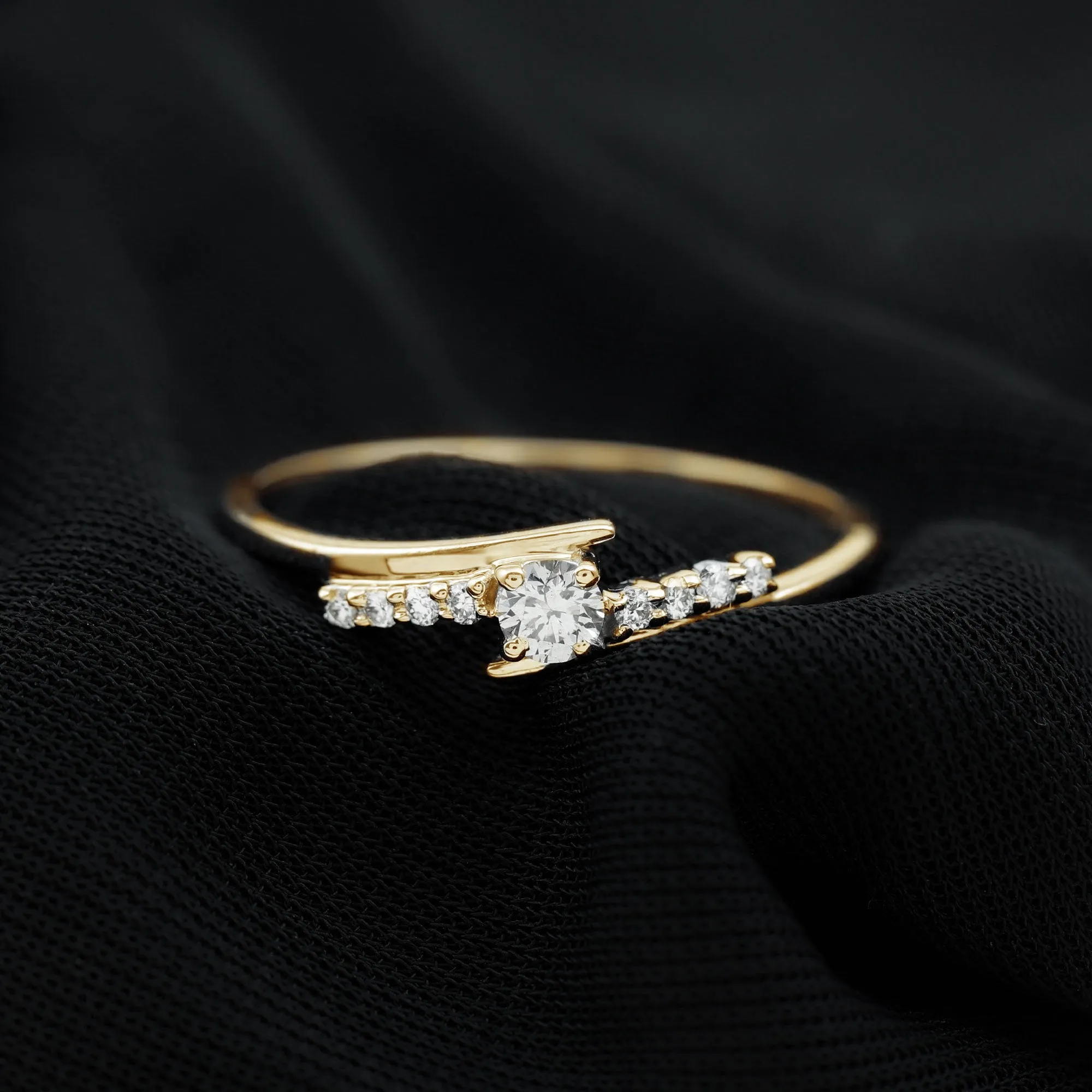 Minimal Round Diamond Bypass Promise Ring in Gold