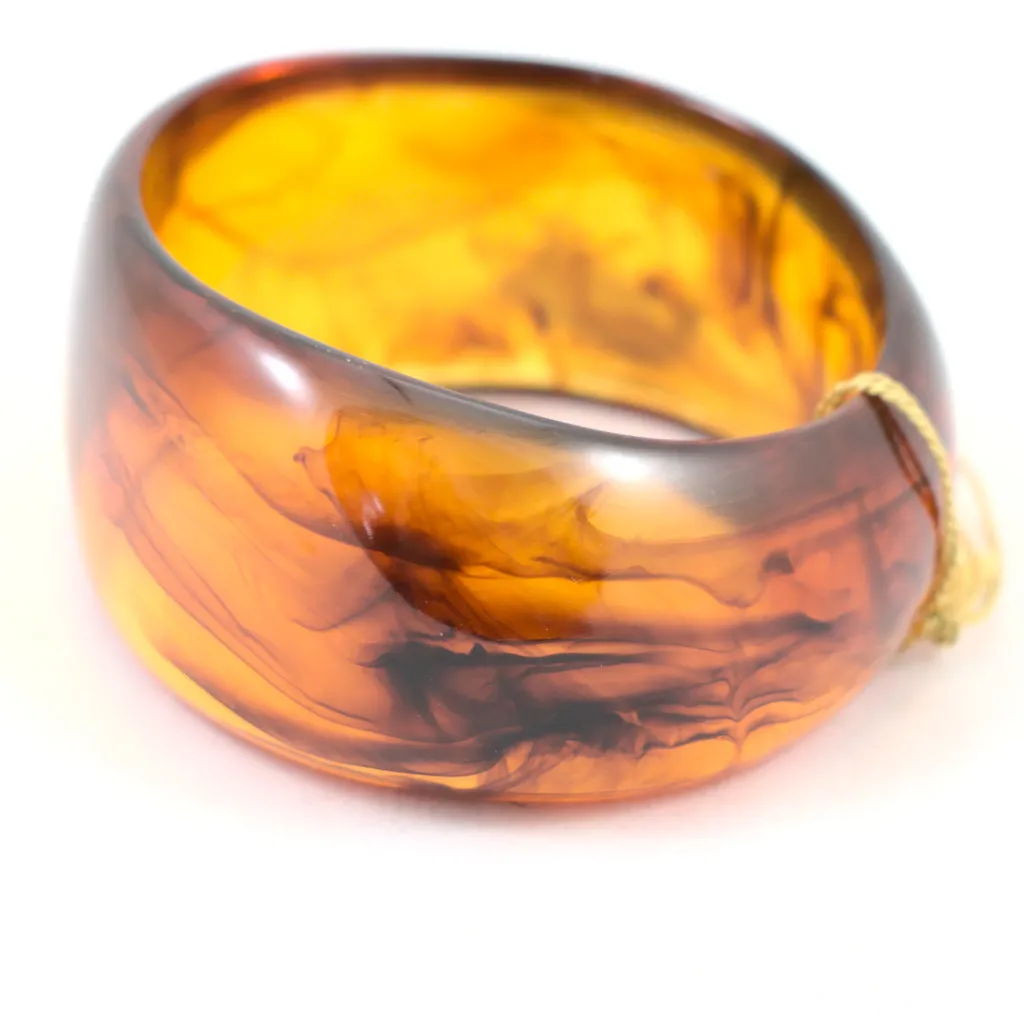 NWT Swirled Amber Bangle