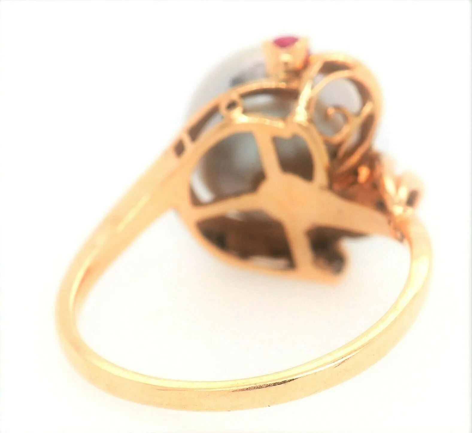 Pearl & Ruby 14ct Yellow Gold Dress Ring Silver/Grey Pearl Fine Jewellery Size L