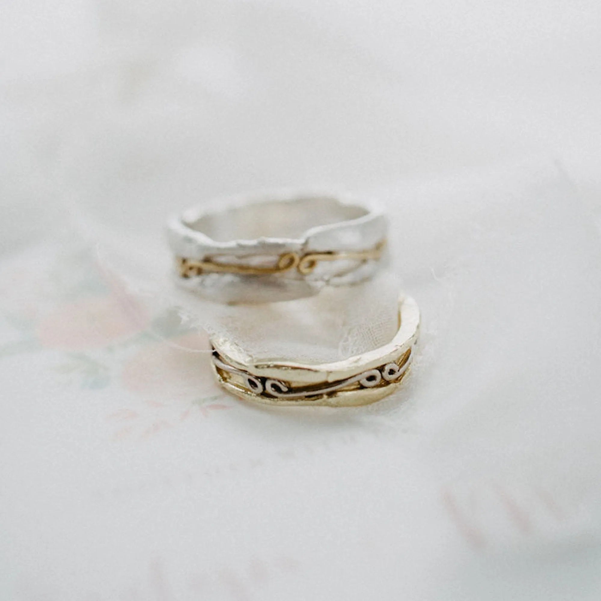 Raw unique textured ring band in 18ct fairtrade gold - 5 mm wide band - beetles textured rings