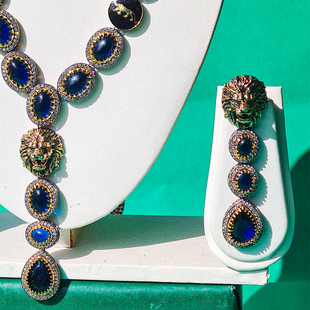 Regal Roar Necklace