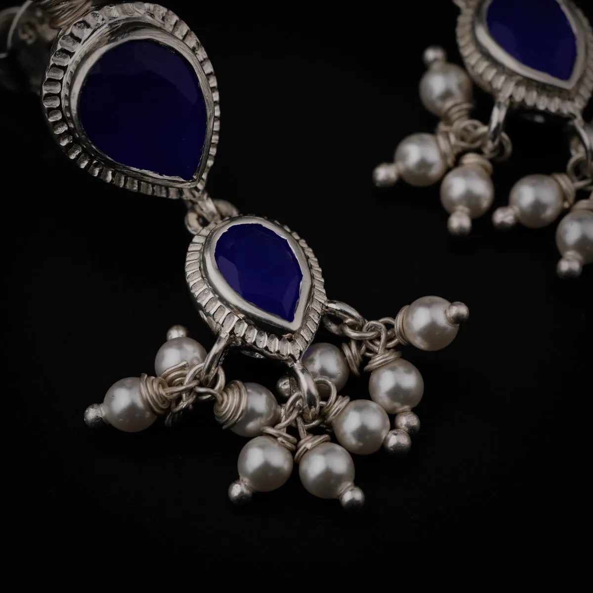 Tanmani Set with Lapis and Pearls